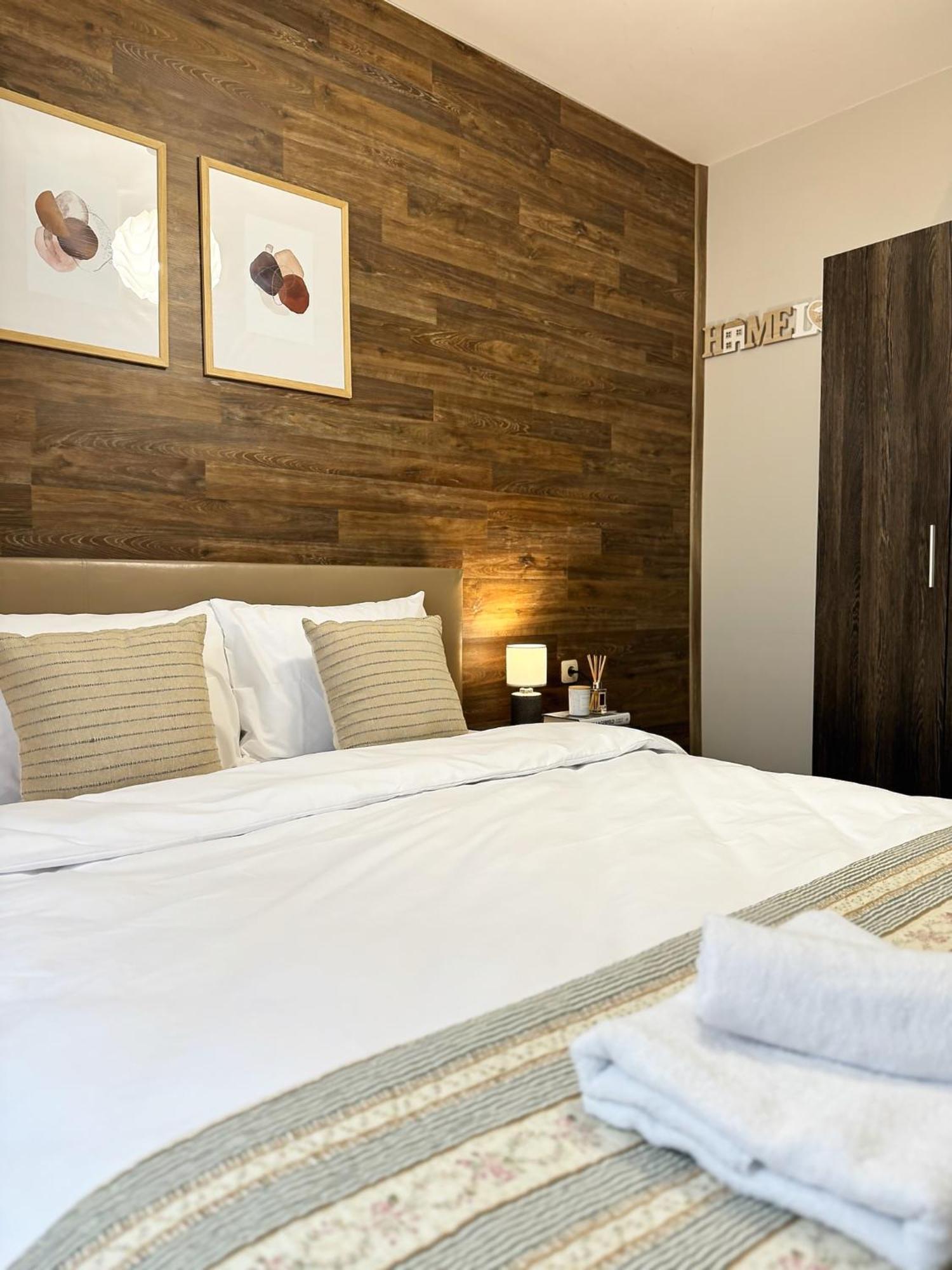 Top Centre Plovdiv Apt. With Parking For 4 Guests Zewnętrze zdjęcie